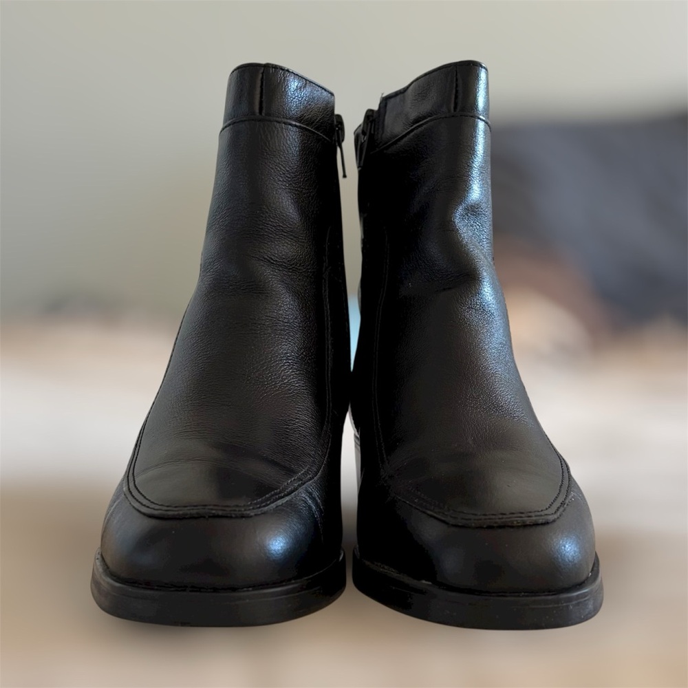 Italian Black Leather Ankle Booties Size 7 - Picture 7 of 12